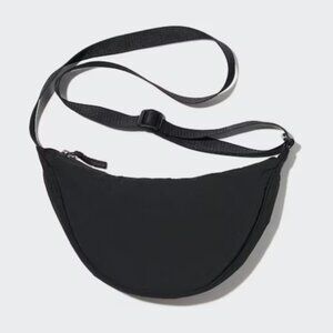 Uniqlo Round Mini Shoulder Bag crossbody crescent black